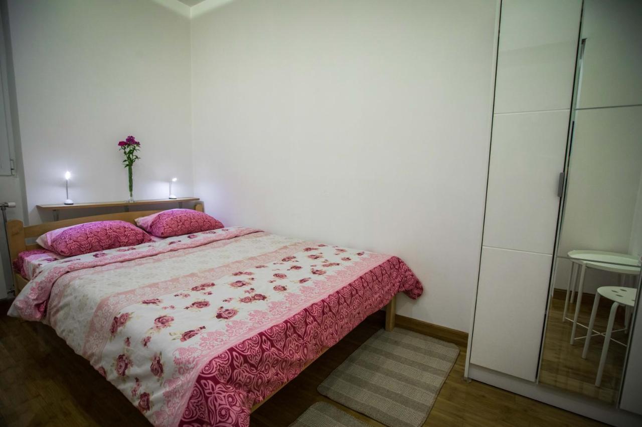 Apartman Simic - Stan Na Dan Bogatić Εξωτερικό φωτογραφία